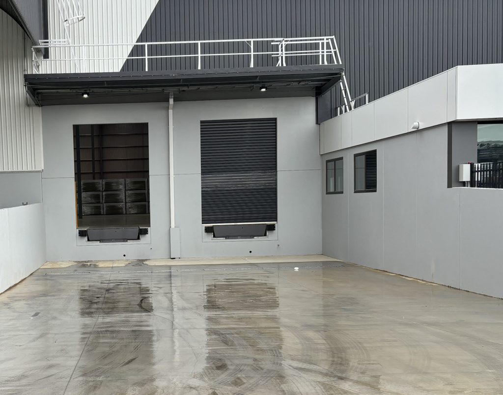 Warehouse 3 min